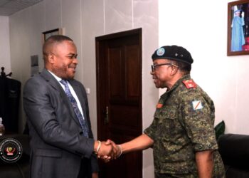 Le nouveau Premier président de la Haute Cour militaire échange avec le président du CSM