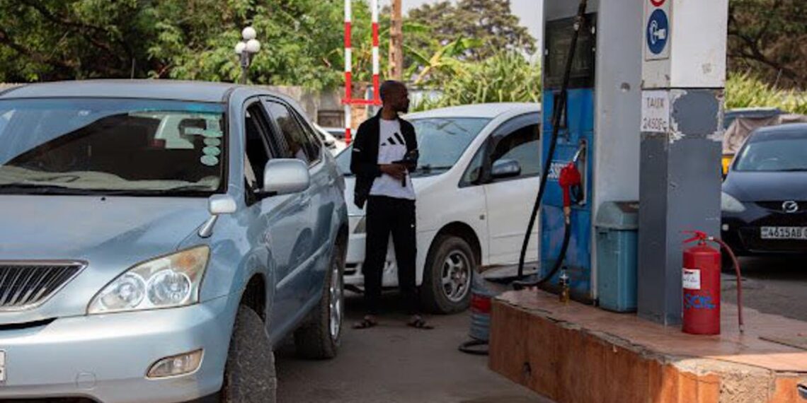 A Bunia le litre d'essence passe à 4 500 francs alors que la grève des camionneurs paralyse la RN27